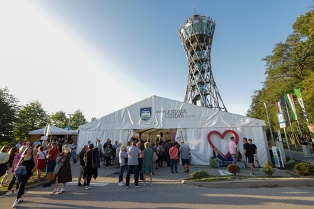 Izjemen obisk 10. obletnice stolpa Vinarium
